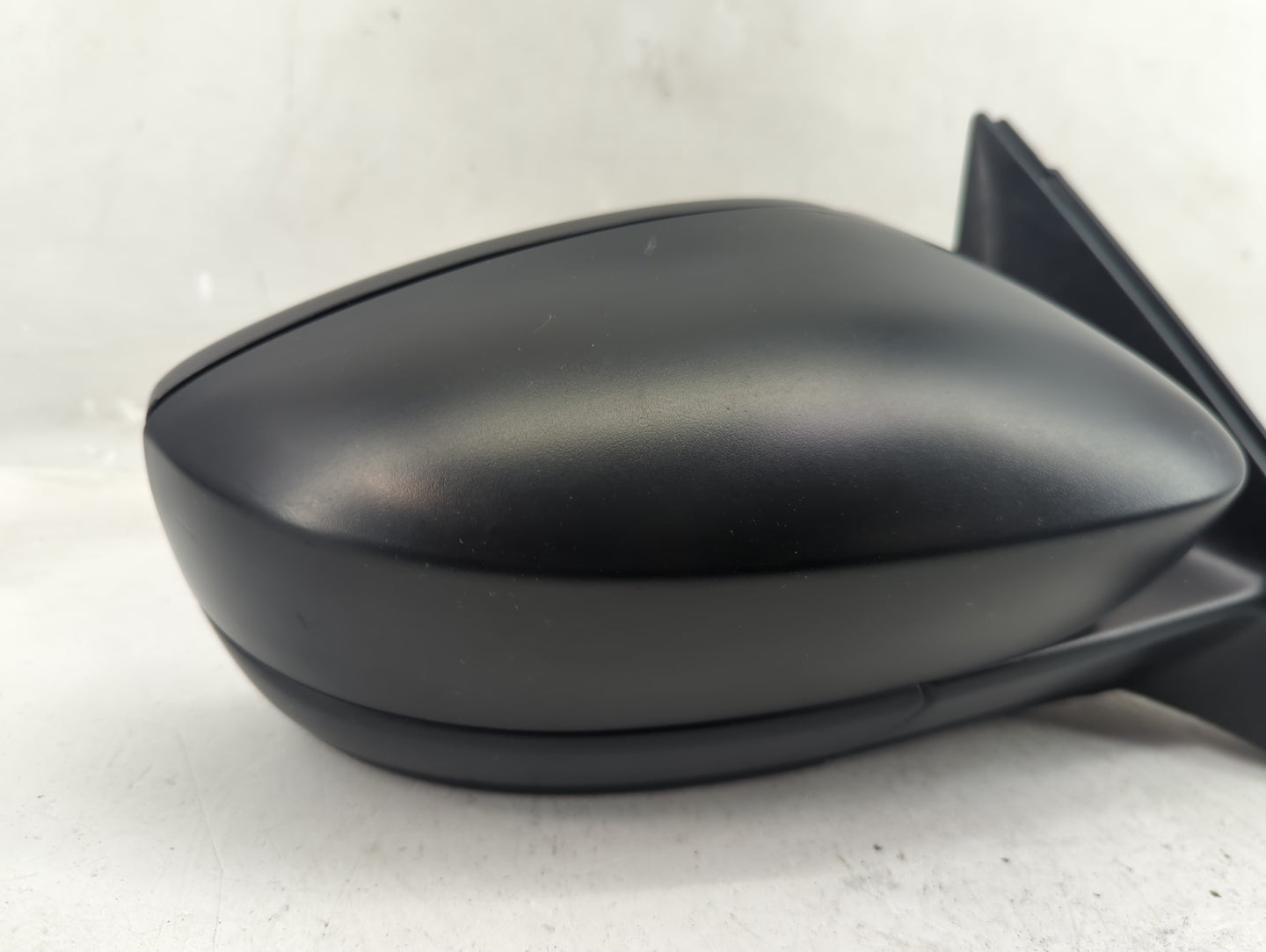 2014-2018 Volkswagen Jetta Passenger Side View Mirror - Right Door Mirror OEM Used - Oemusedautoparts1.com