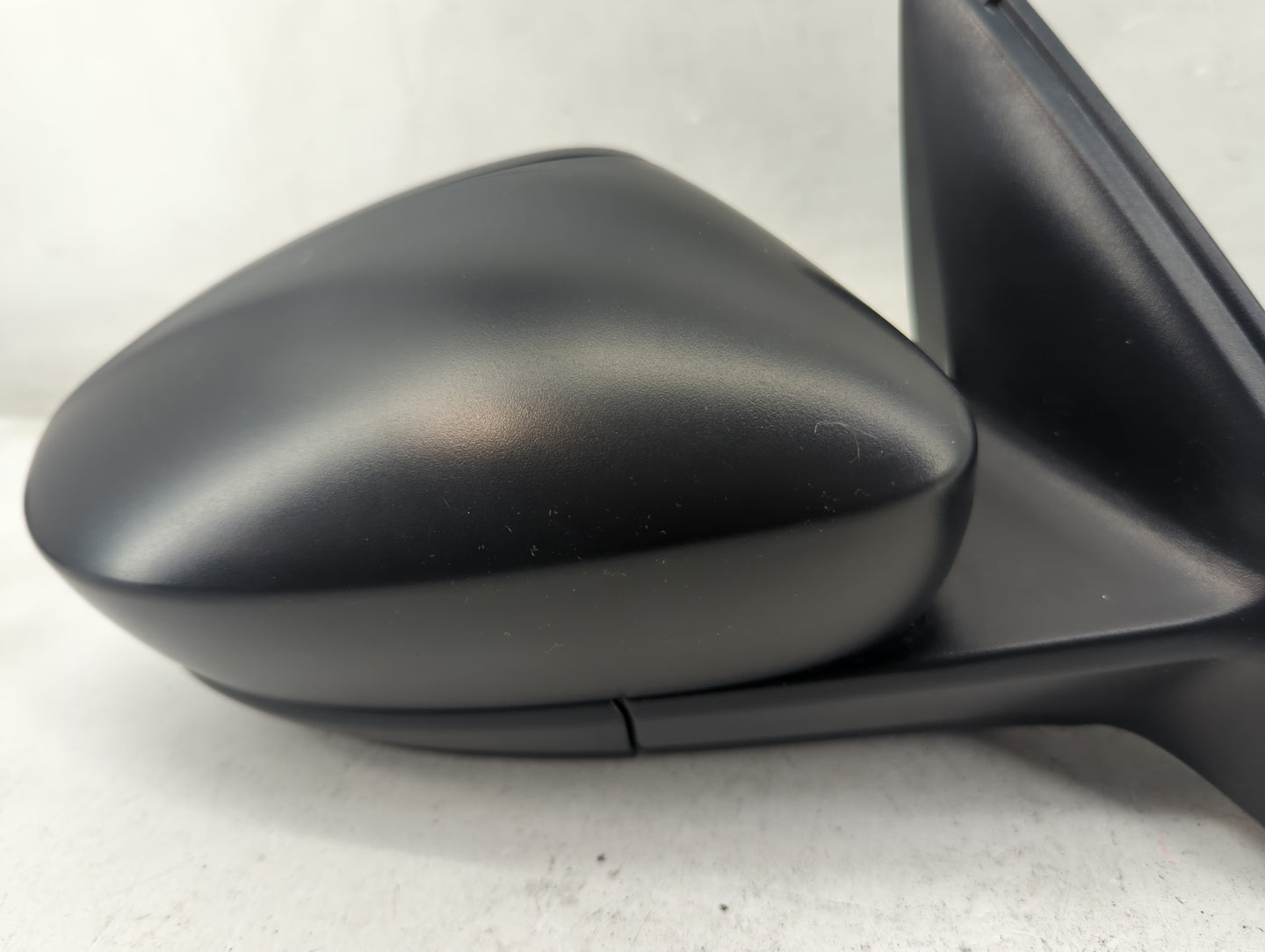 2014-2018 Volkswagen Jetta Passenger Side View Mirror - Right Door Mirror OEM Used - Oemusedautoparts1.com
