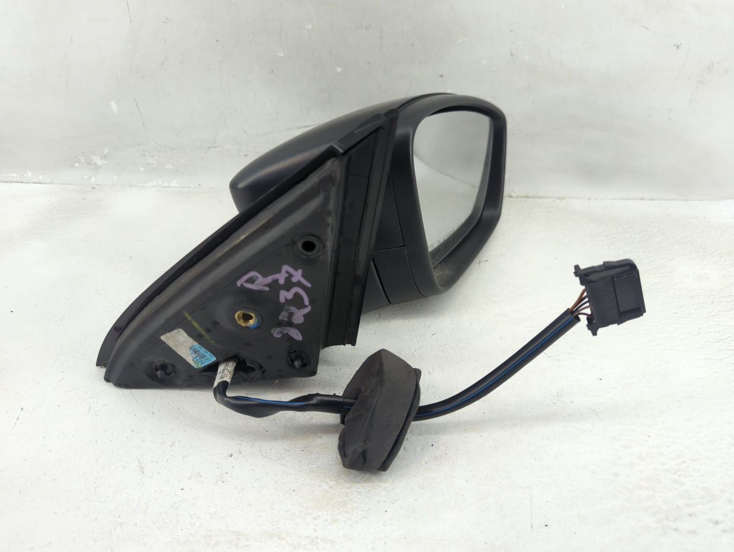 2011-2016 Volkswagen Jetta Passenger Side View Mirror - Right Door Mirror OEM Used - Oemusedautoparts1.com