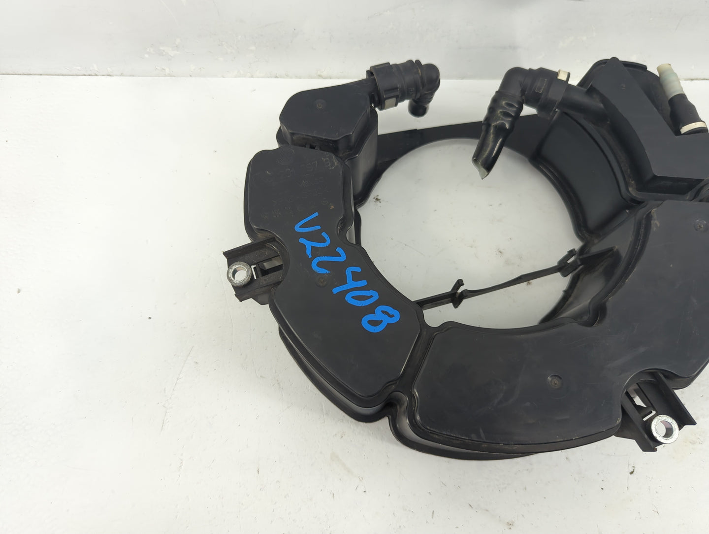 2016 Volkswagen Jetta Fuel Vapor Charcoal Canister - Oemusedautoparts1.com