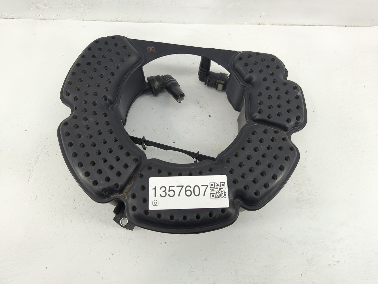2016 Volkswagen Jetta Fuel Vapor Charcoal Canister - Oemusedautoparts1.com