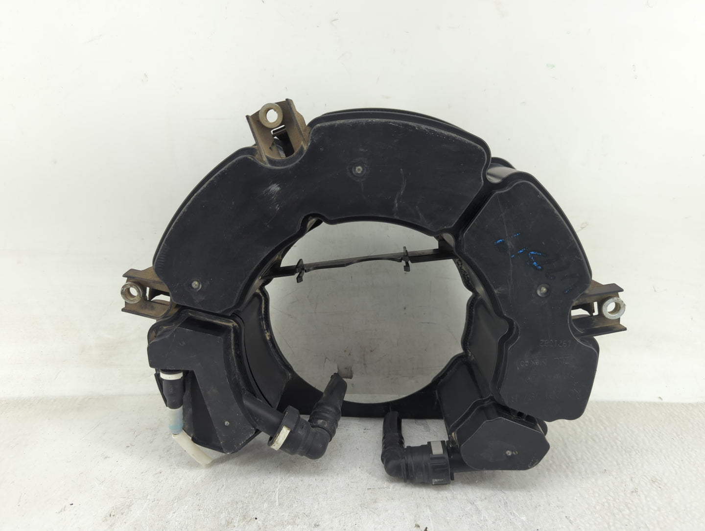 2016 Volkswagen Jetta Fuel Vapor Charcoal Canister 1357953 - Oemusedautoparts1.com