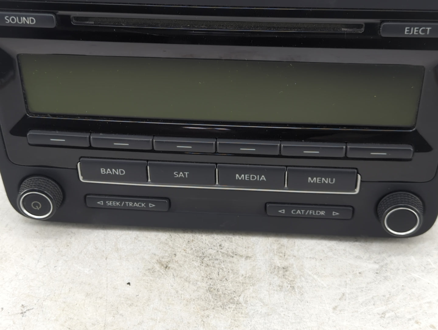 2015-2017 Volkswagen Jetta Radio AM FM Cd Player Receiver Replacement P/N:1K0 035 164 J Fits Fits 2015 2016 2017 OEM Used Au