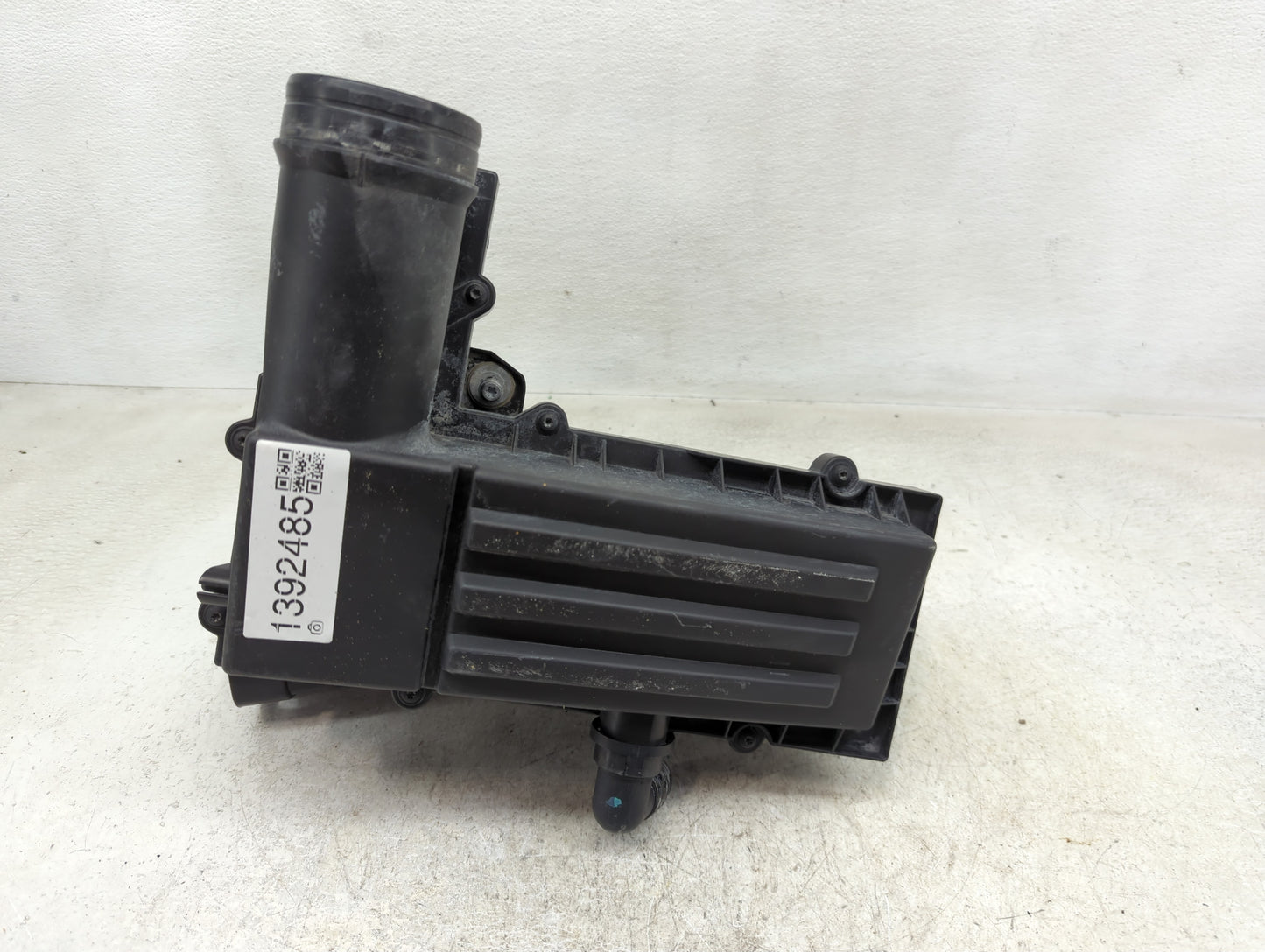 2013-2018 Volkswagen Jetta Air Cleaner Intake-duct Hose Tube - Oemusedautoparts1.com