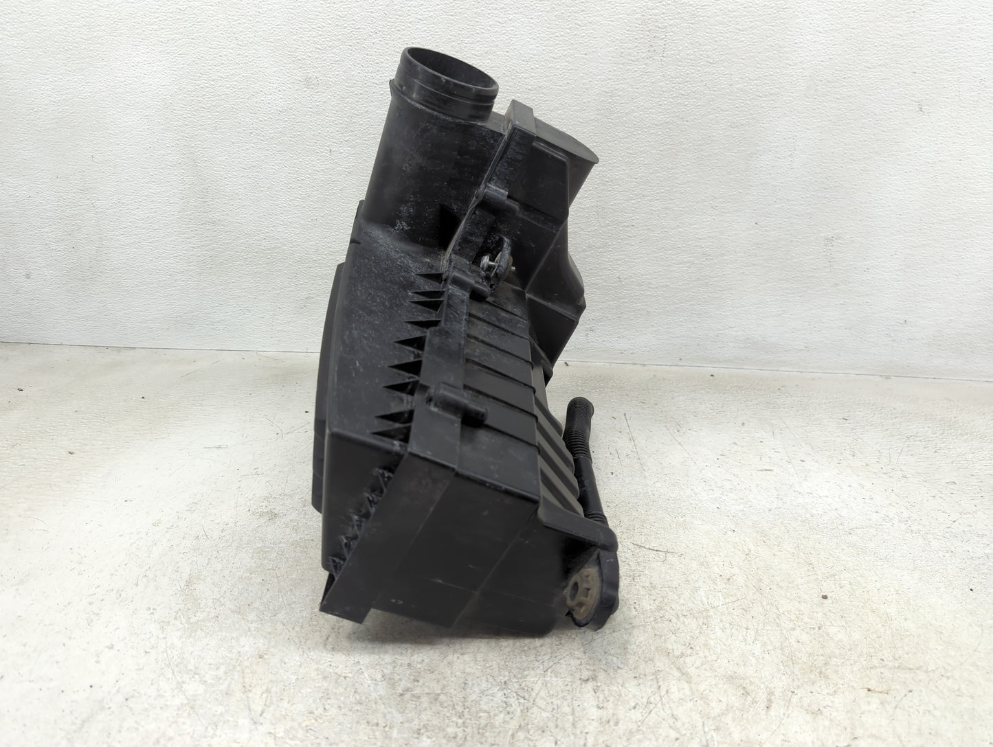 2013-2018 Volkswagen Jetta Air Cleaner Intake-duct Hose Tube - Oemusedautoparts1.com