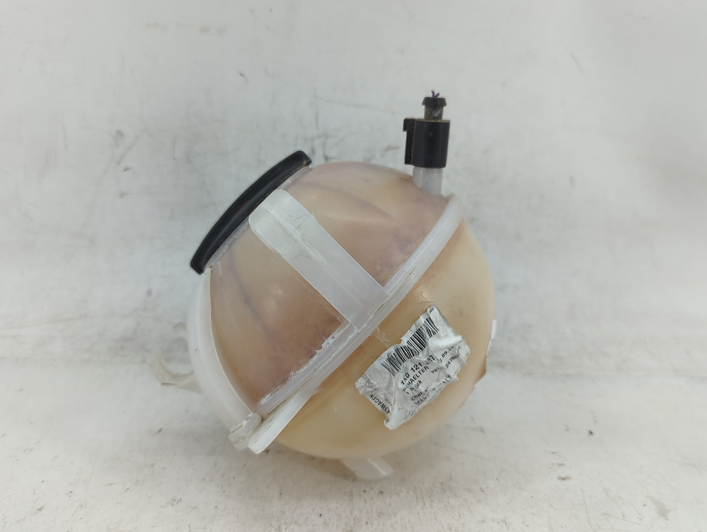 2005 Volkswagen Jetta Radiator Coolant Overflow Expansion Tank Bottle 1393738 - Oemusedautoparts1.com