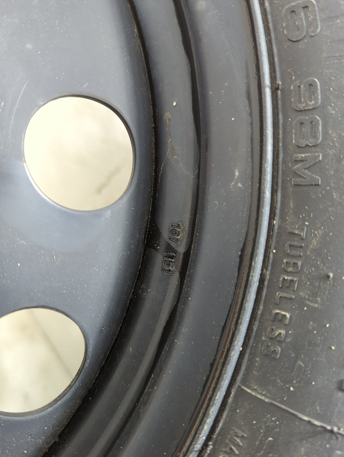 2006-2016 Volkswagen Jetta Spare Donut Tire Wheel Rim Oem 1401797 - Oemusedautoparts1.com