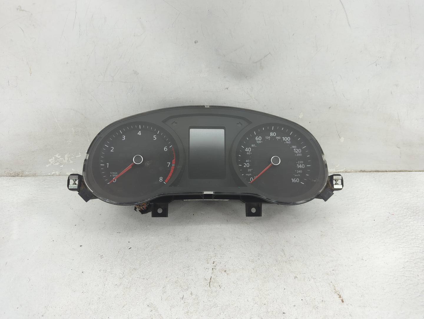 2016-2018 Volkswagen Jetta Instrument Cluster Speedometer Gauges P/N:5C6920955A Fits Fits 2016 2017 2018 OEM Used Auto Parts