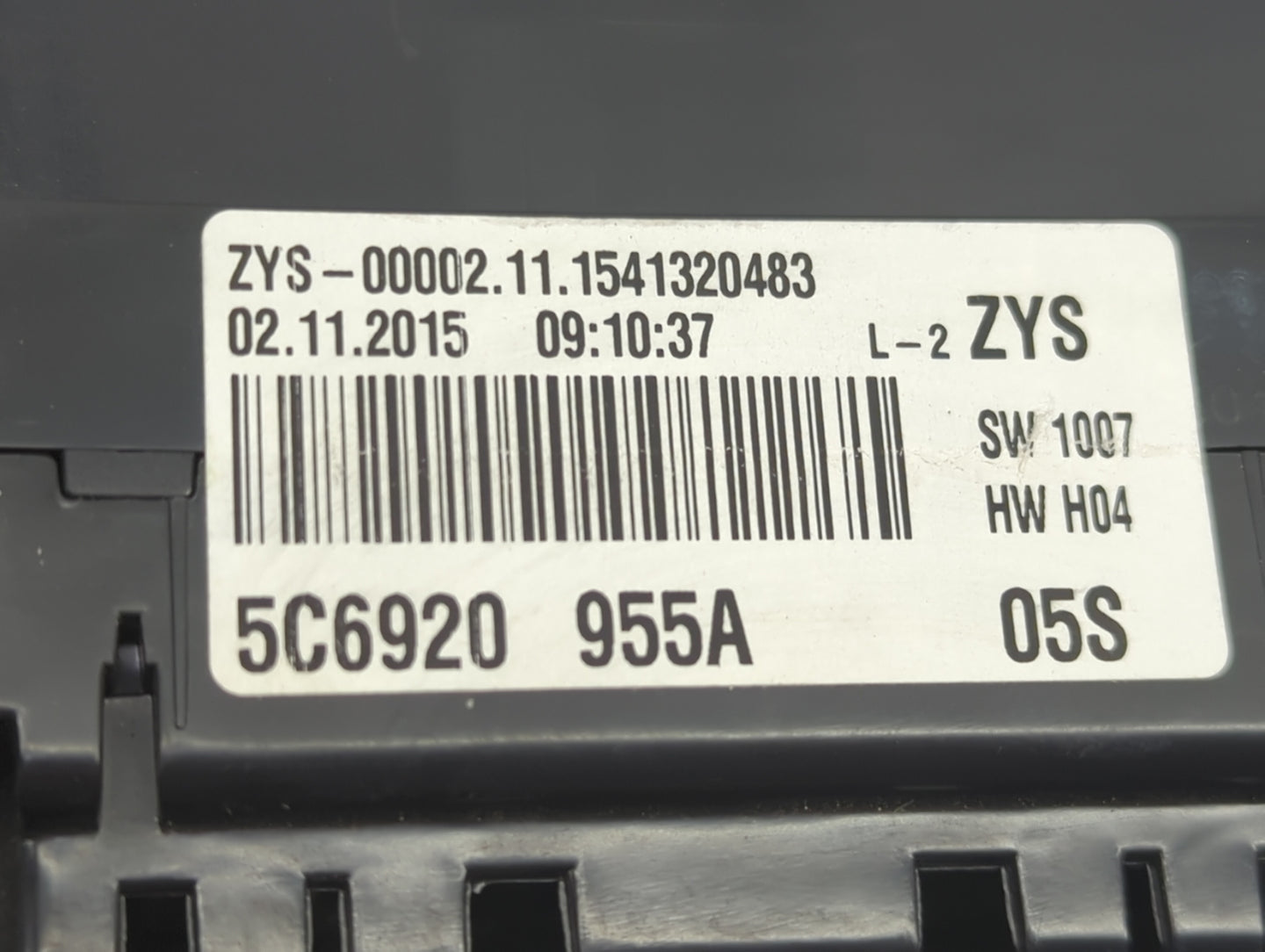 2016-2018 Volkswagen Jetta Instrument Cluster Speedometer Gauges P/N:5C6920955A Fits Fits 2016 2017 2018 OEM Used Auto Parts