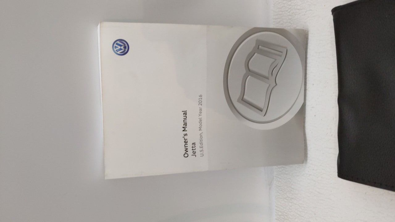 2016 Volkswagen Jetta Owners Manual Book Guide OEM Used Auto Parts - Oemusedautoparts1.com
