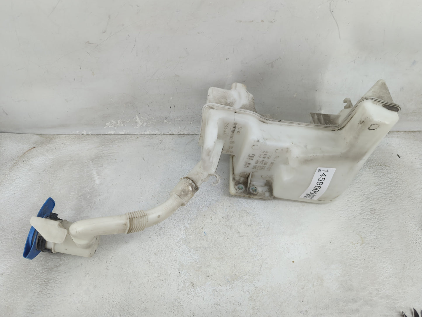 2016 Volkswagen Jetta Windshield Washer Fluid Reservoir Bottle Oem - Oemusedautoparts1.com