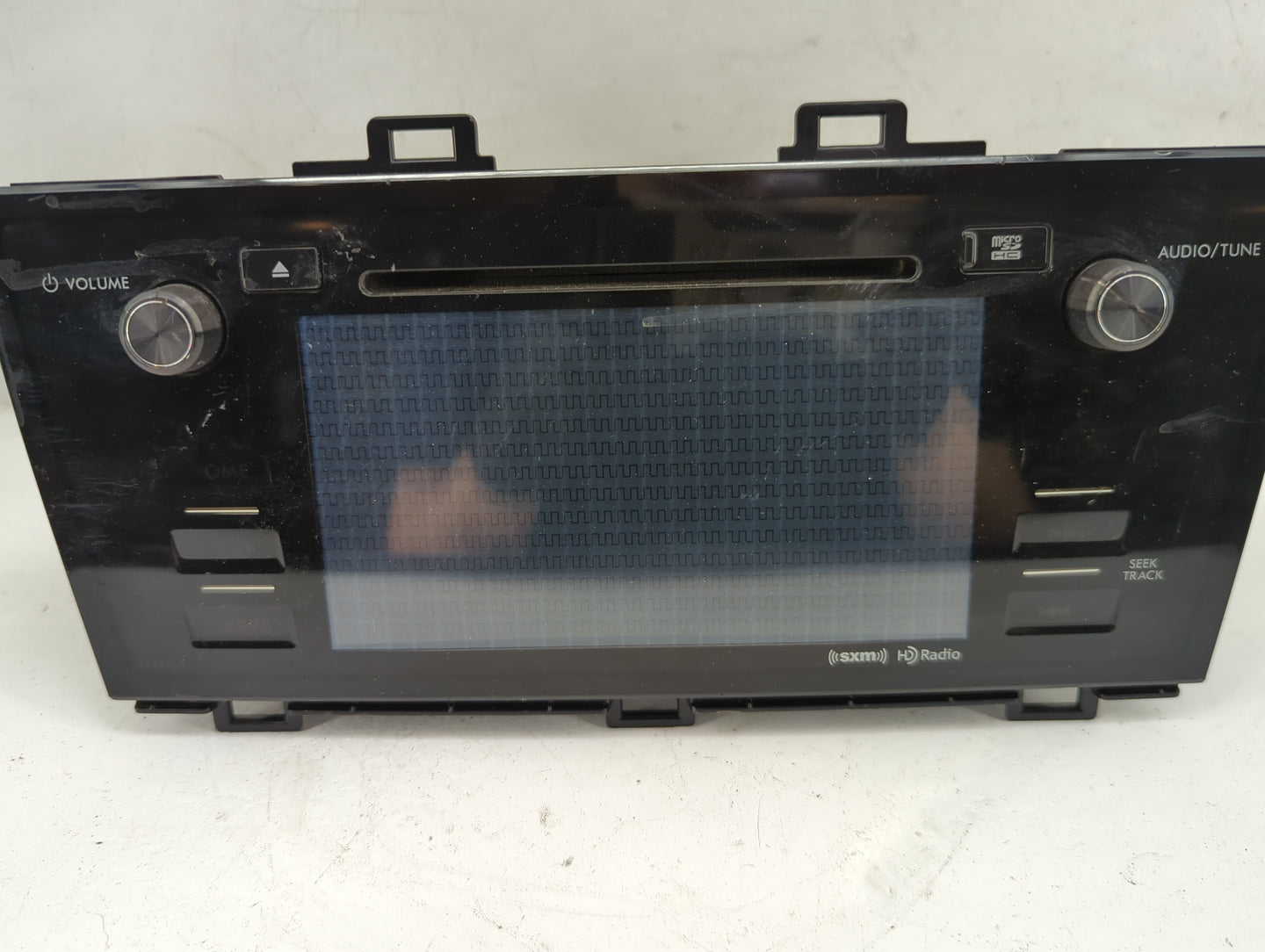 2016-2017 Volkswagen Jetta Radio AM FM Cd Player Receiver Replacement P/N:86271AL68A Fits Fits 2013 2014 2015 2016 2017 OEM 