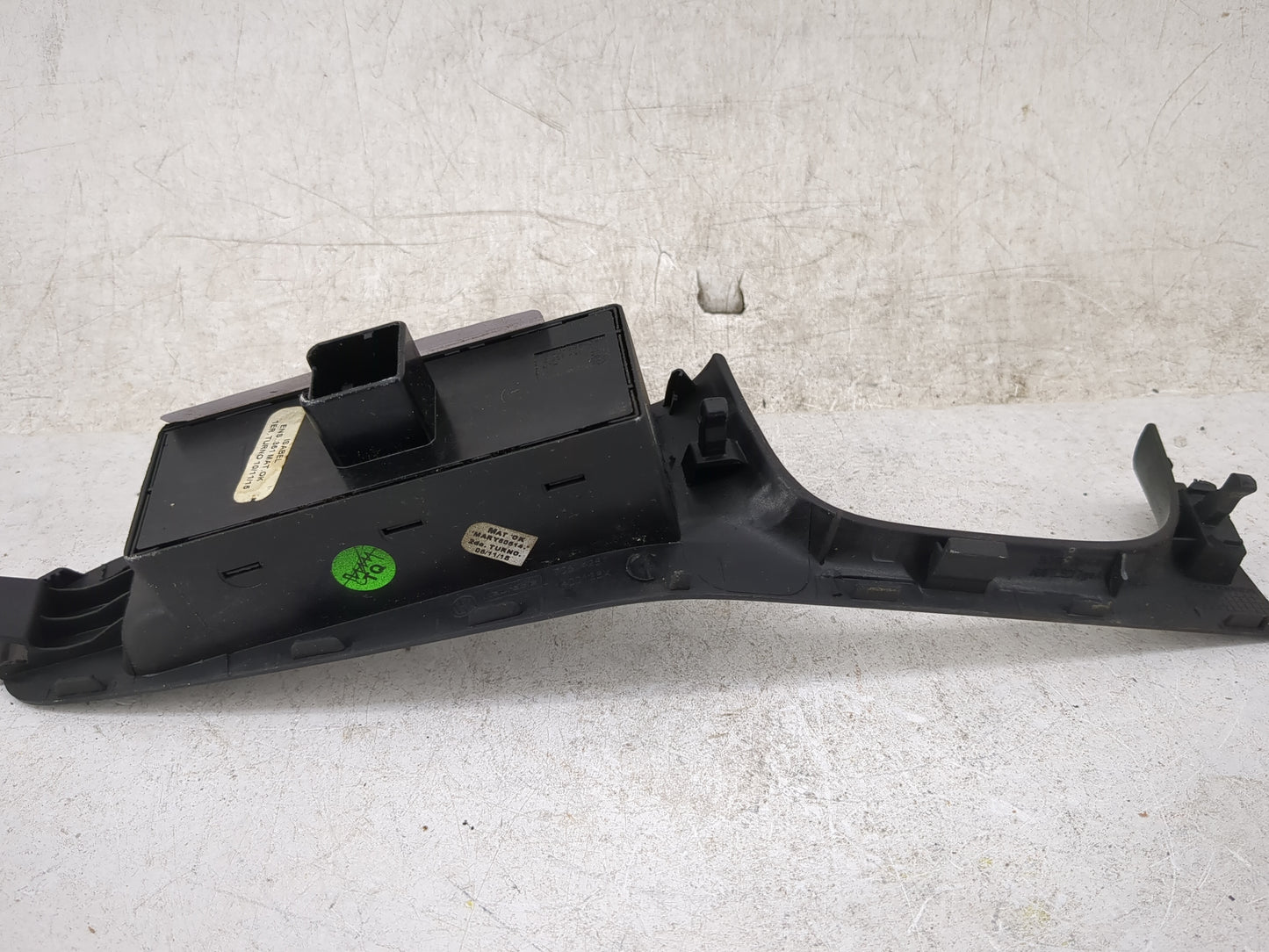 2005-2018 Volkswagen Jetta Master Power Window Switch Replacement Driver Side Left P/N:5C7867255CD Fits OEM Used Auto Parts 