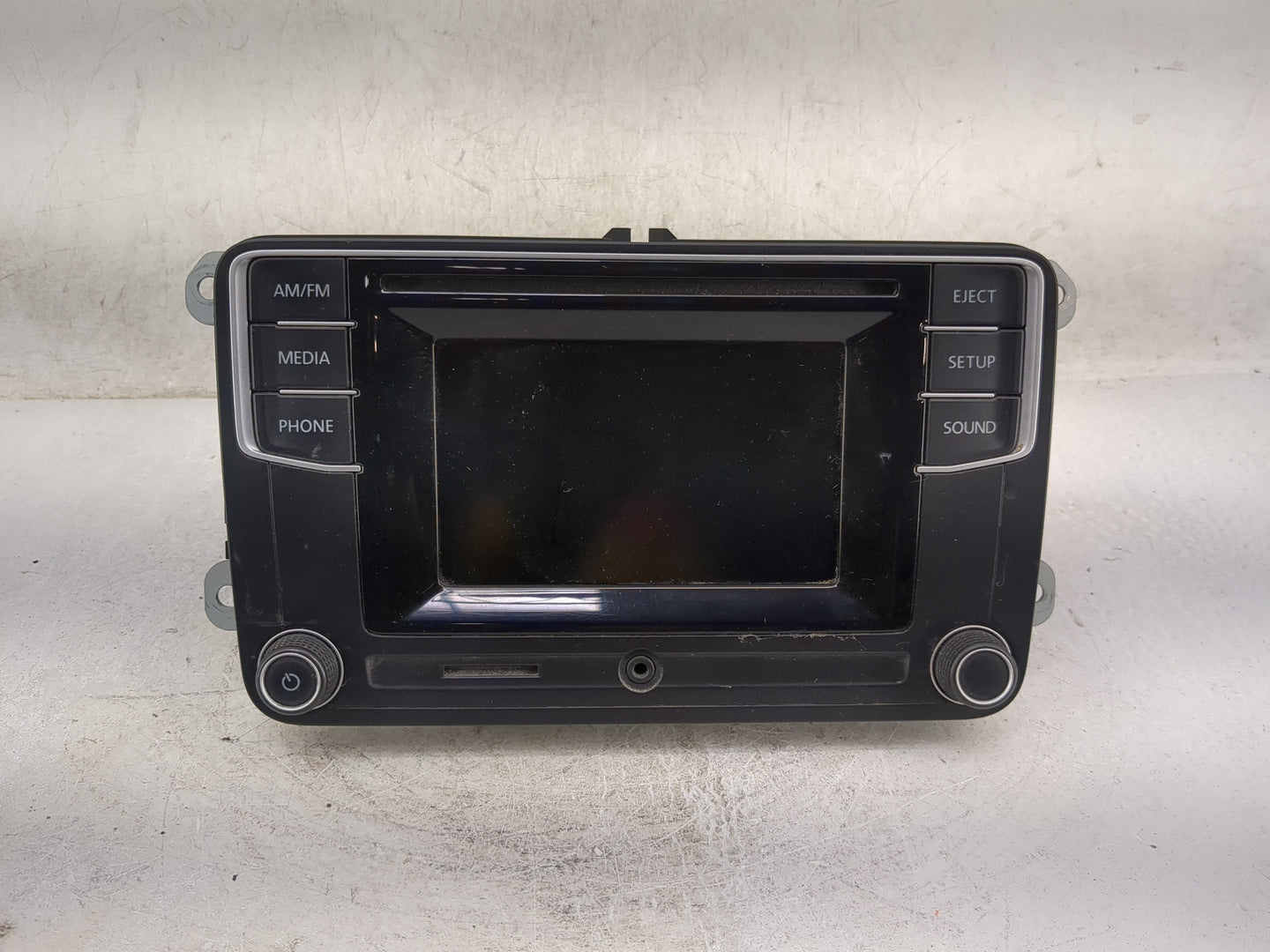 2015-2017 Volkswagen Jetta Radio AM FM Cd Player Receiver Replacement P/N:561035150 L56VW2 Fits Fits 2015 2016 2017 OEM Used
