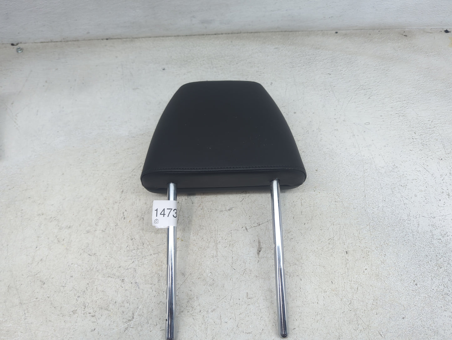 2016 Volkswagen Jetta Headrest Head Rest Front Driver Seat Black - Oemusedautoparts1.com