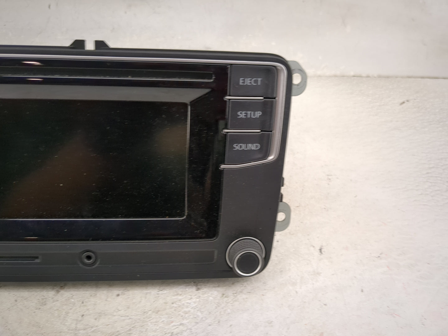 2016-2017 Volkswagen Jetta Radio AM FM Cd Player Receiver Replacement P/N:561035150 L56VW2 Fits Fits 2013 2014 2015 2016 201