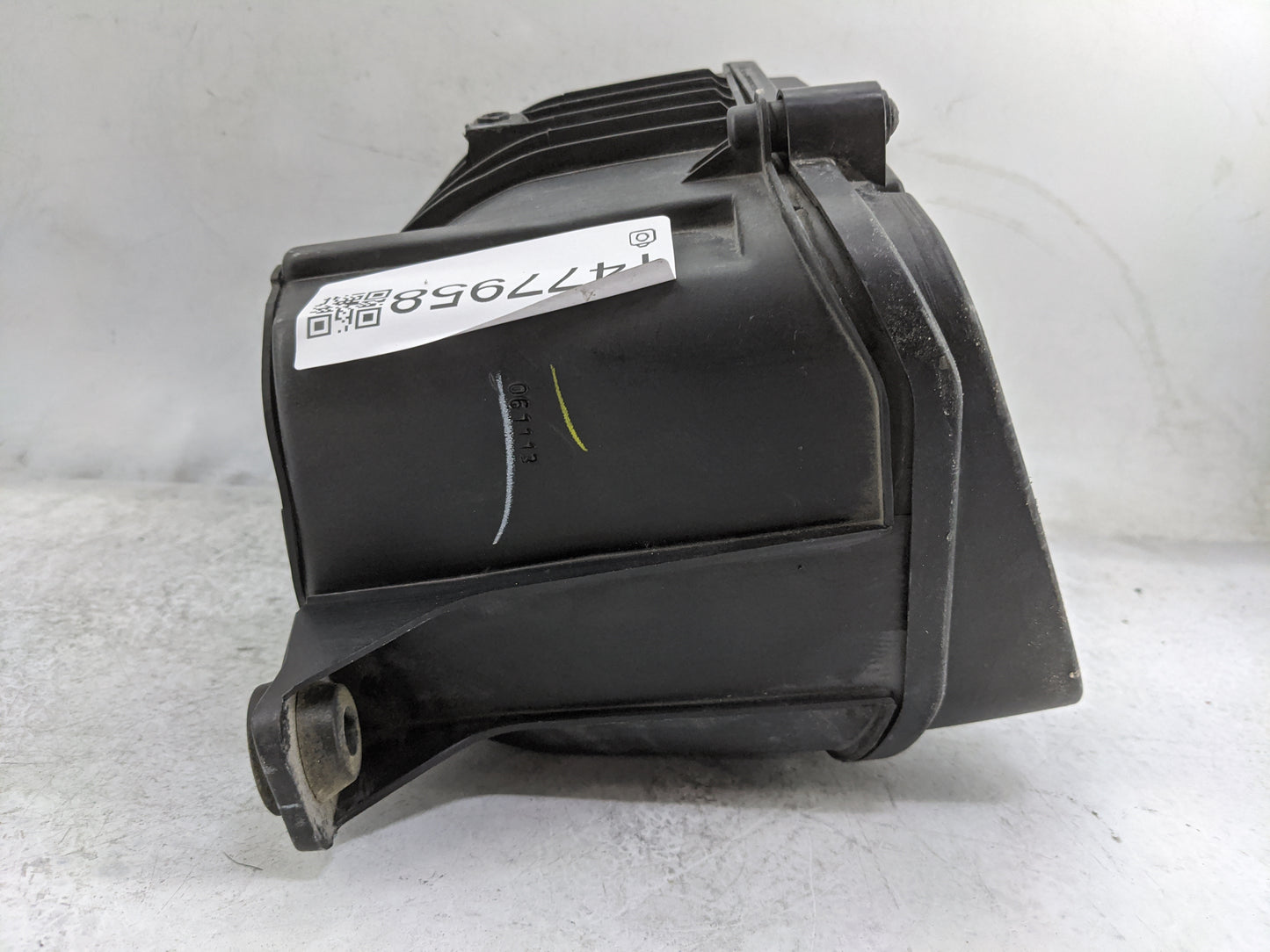 2016 Volkswagen Jetta Air Cleaner Intake-duct Hose Tube 1477958 - Oemusedautoparts1.com