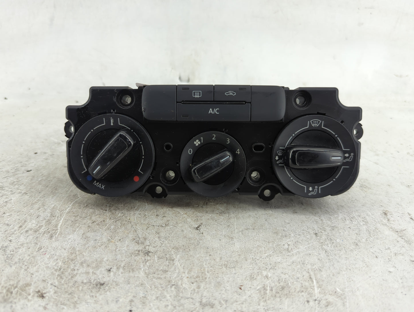2015-2017 Volkswagen Jetta Climate Control Module Temperature AC/Heater Replacement P/N:5C0820047CR K01SH014S0211 Fits OEM U