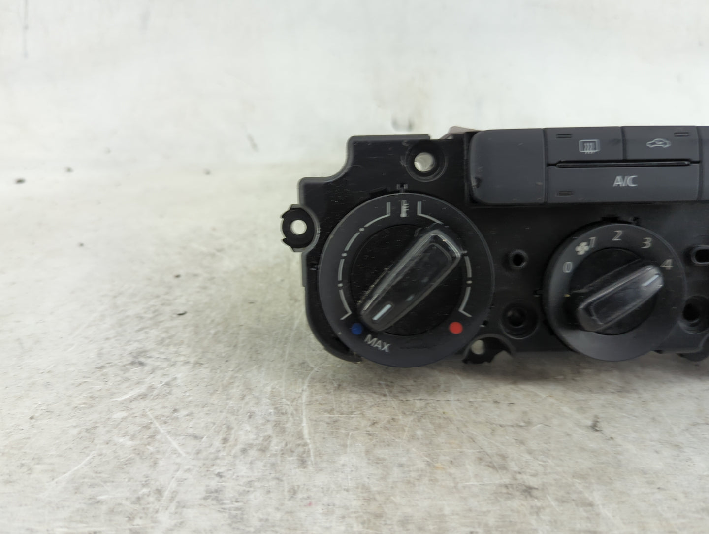2015-2017 Volkswagen Jetta Climate Control Module Temperature AC/Heater Replacement P/N:5C0820047CR K01SH014S0211 Fits OEM U