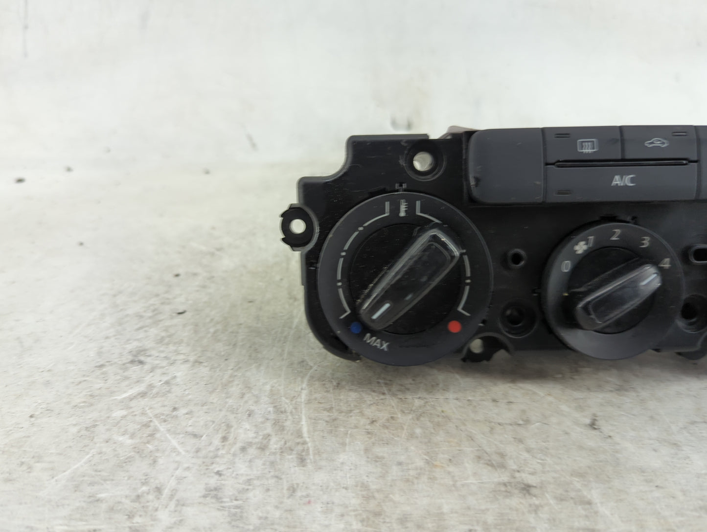 2015-2017 Volkswagen Jetta Climate Control Module Temperature AC/Heater Replacement P/N:5C0820047CR K01SH014S0211 Fits OEM U
