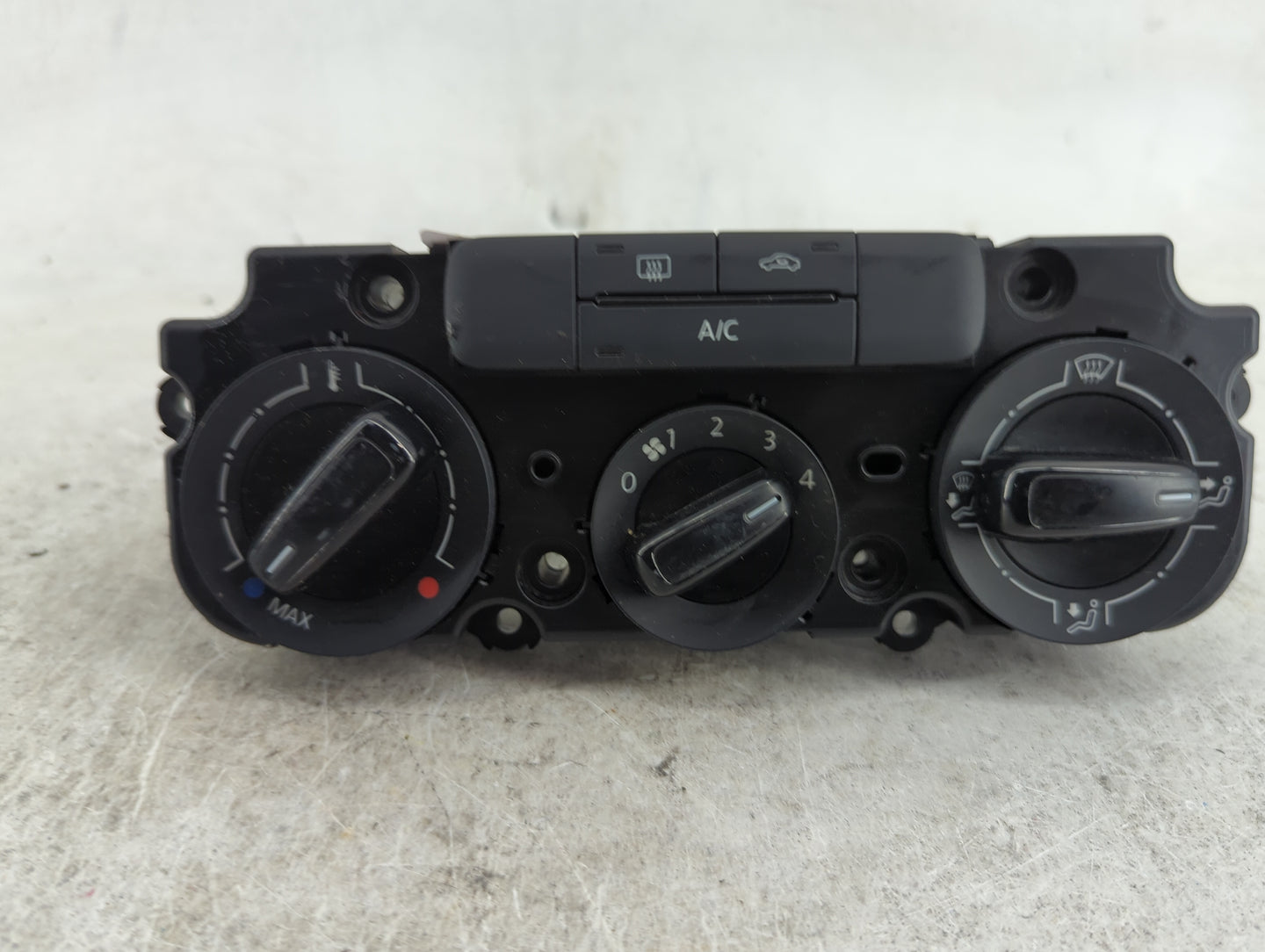 2015-2017 Volkswagen Jetta Climate Control Module Temperature AC/Heater Replacement P/N:5C0820047CR K01SH014S0211 Fits OEM U