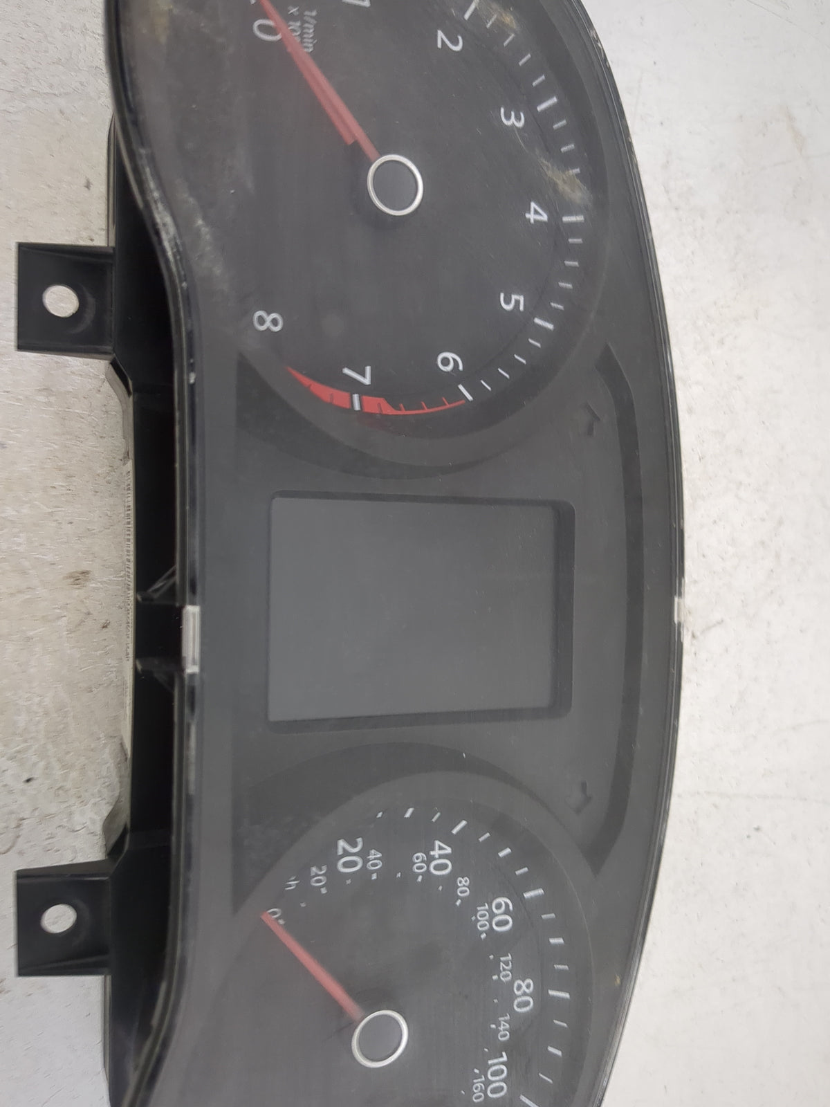 2015-2017 Volkswagen Jetta Instrument Cluster Speedometer Gauges P/N:5C6920 A2C86407800 Miles:105K Fits Fits 2015 2016 2017 