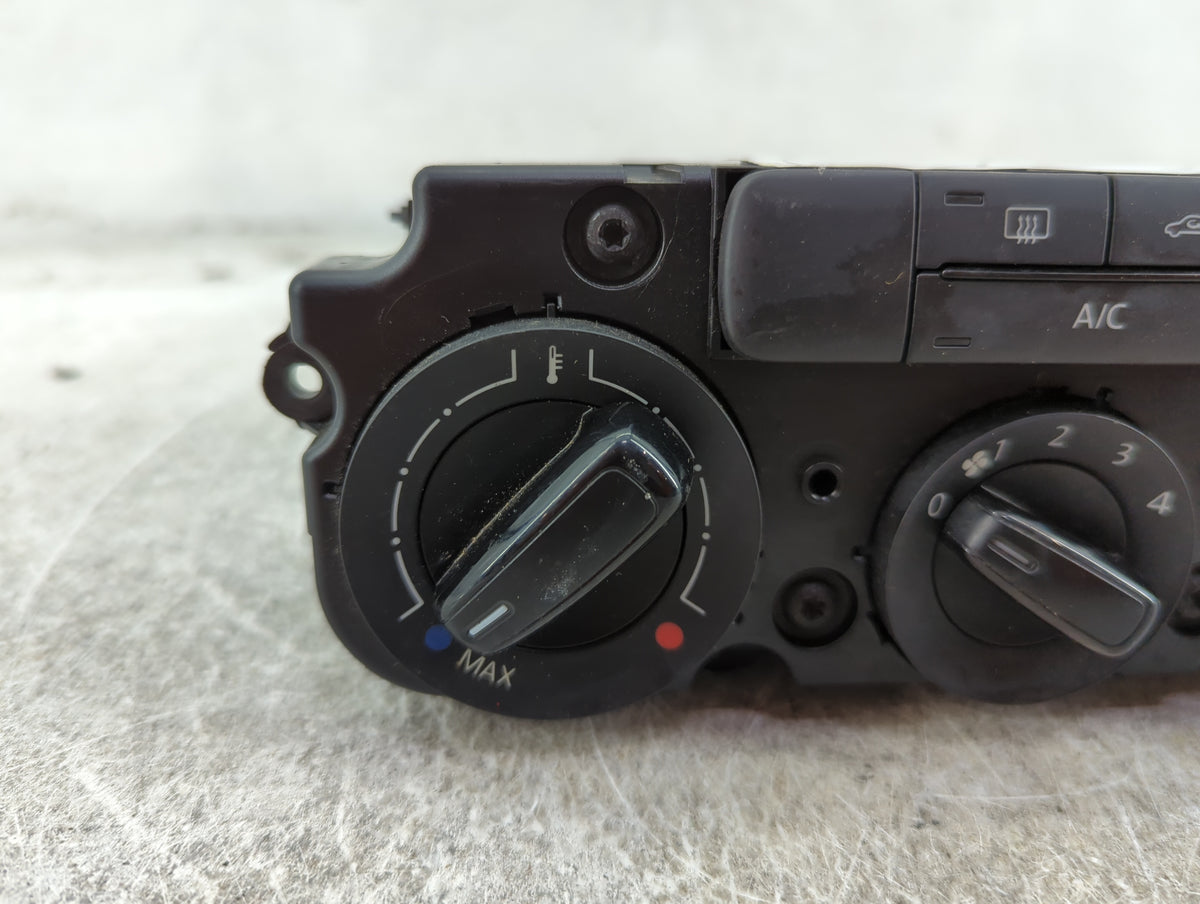 2015-2017 Volkswagen Jetta Climate Control Module Temperature AC/Heater Replacement P/N:5C1 819 045 Fits Fits 2015 2016 2017