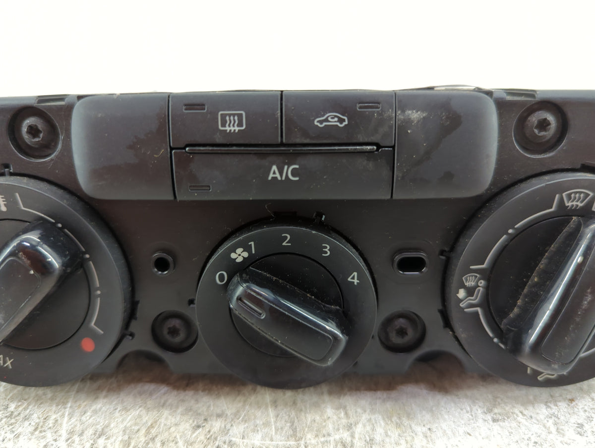 2015-2017 Volkswagen Jetta Climate Control Module Temperature AC/Heater Replacement P/N:5C1 819 045 Fits Fits 2015 2016 2017