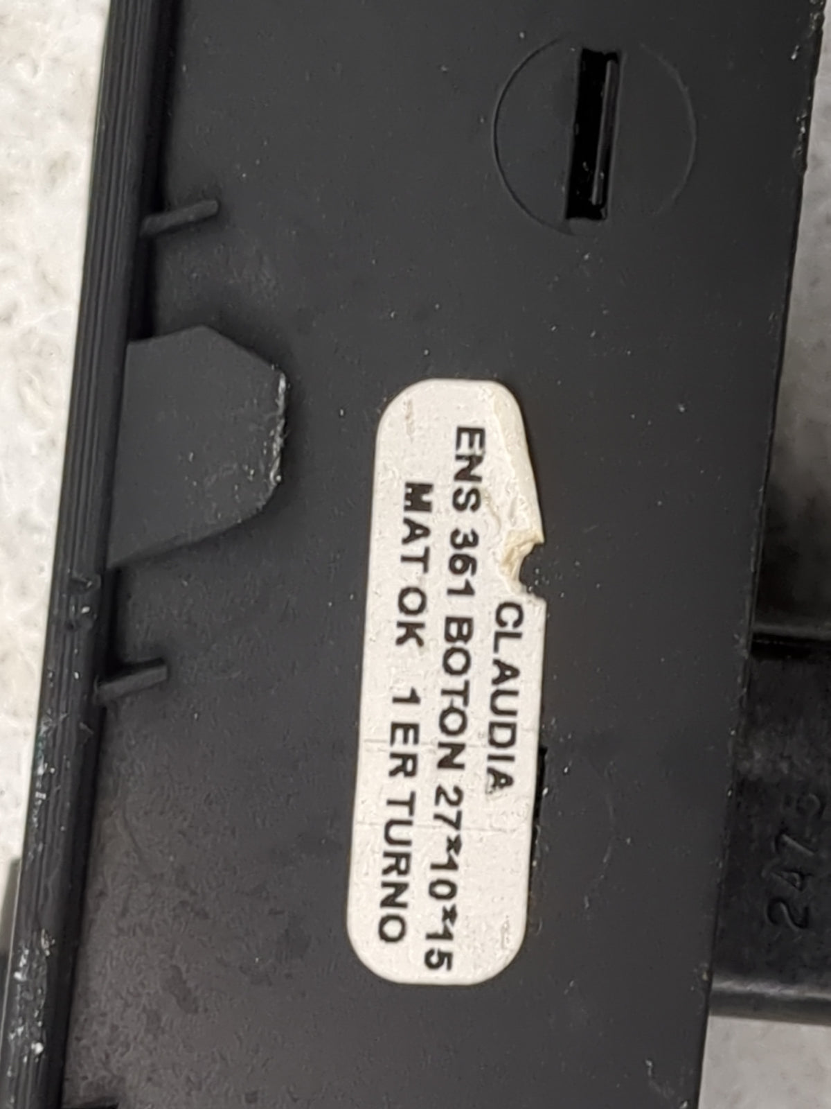 2011-2018 Volkswagen Jetta Master Power Window Switch Replacement Driver Side Left Fits OEM Used Auto Parts - Oemusedautopar