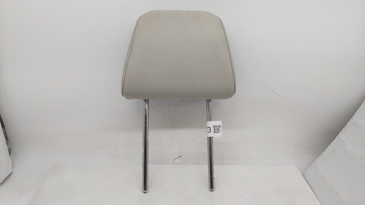 2015-2017 Volkswagen Jetta Headrest Head Rest Front Driver Passenger Seat Fits Fits 2015 2016 2017 OEM Used Auto Parts - Oem