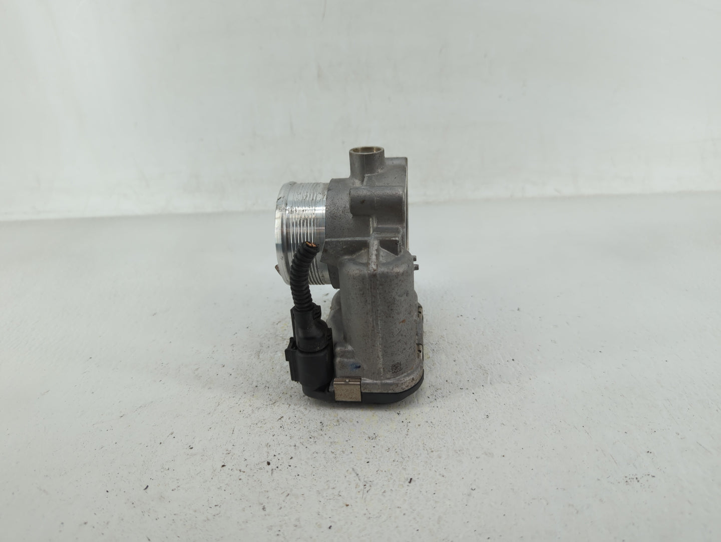 2014-2017 Volkswagen Jetta Throttle Body P/N:06K 133 062 D 06K 133 062 E, 06K 133 062 AA Fits Fits 2014 2015 2016 2017 OEM U