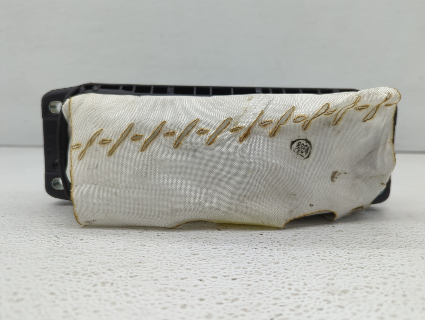 2015-2018 Volkswagen Jetta Air Bag Passenger Right Dashboard Oem - Oemusedautoparts1.com