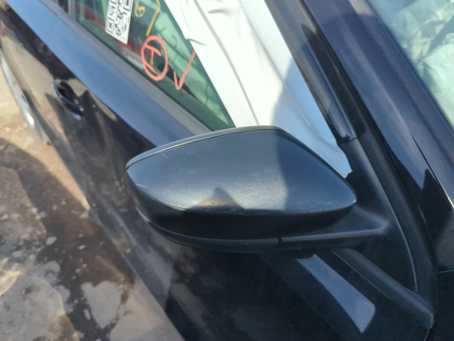 2011-2016 Volkswagen Jetta Passenger Side View Mirror - Right Door Mirror OEM Used - Oemusedautoparts1.com