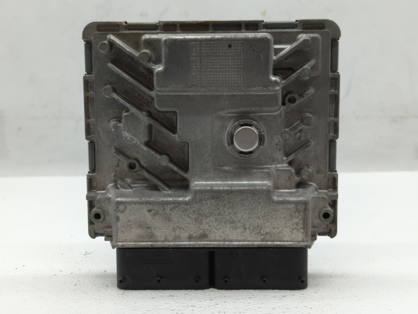2015-2017 Volkswagen Jetta PCM Engine Control Computer ECU ECM PCU OEM P/N:06K 907 425 C Fits Fits 2015 2016 2017 OEM Used A