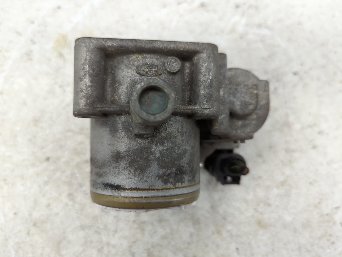 2013-2018 Volkswagen Jetta Throttle Body P/N:03F133062B Fits Fits 2013 2014 2015 2016 2017 2018 OEM Used Auto Parts - Oemuse