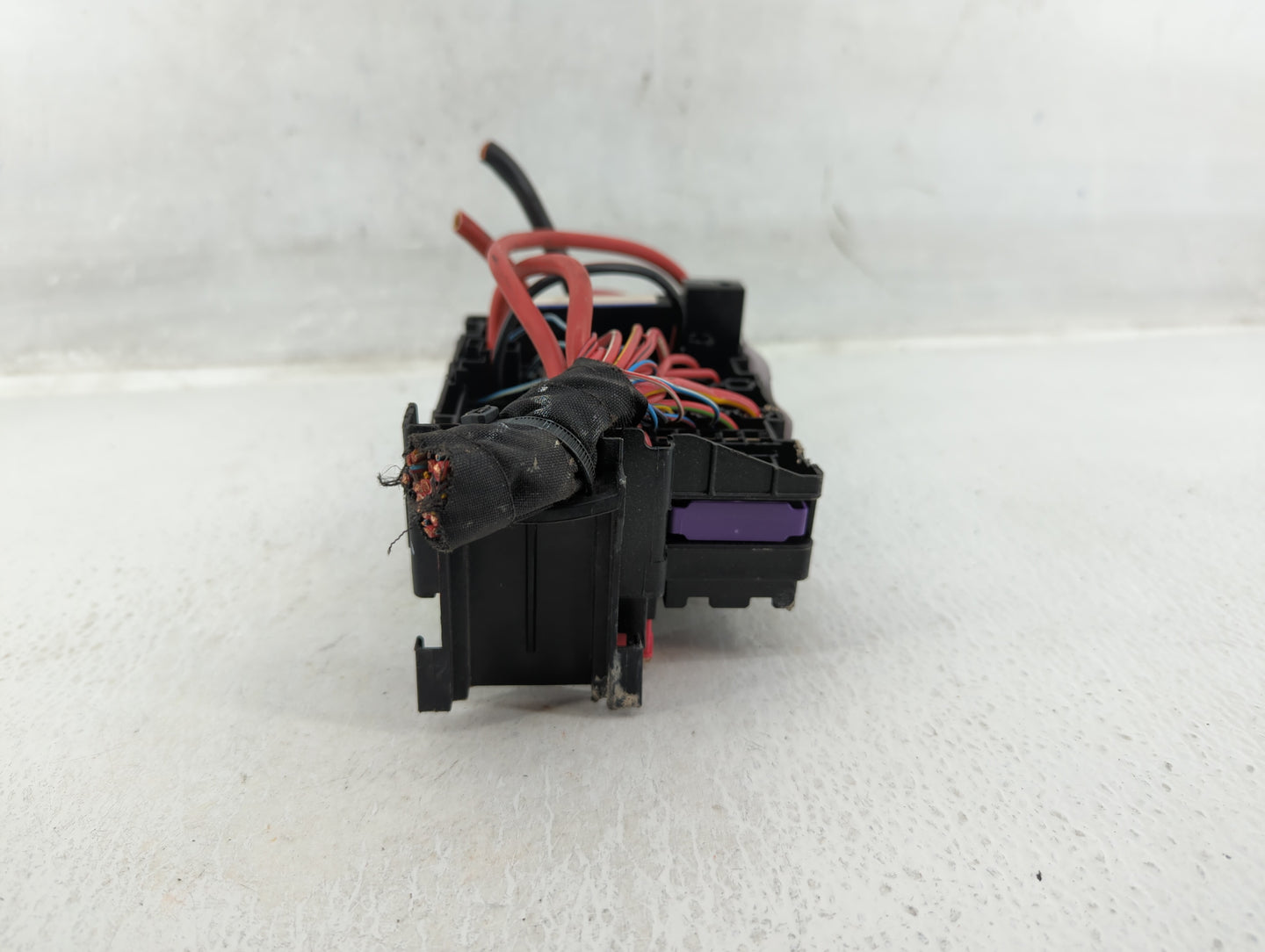 2015-2018 Volkswagen Jetta Fusebox Fuse Box Panel Relay Module Fits Fits 2015 2016 2017 2018 OEM Used Auto Parts - Oemusedau