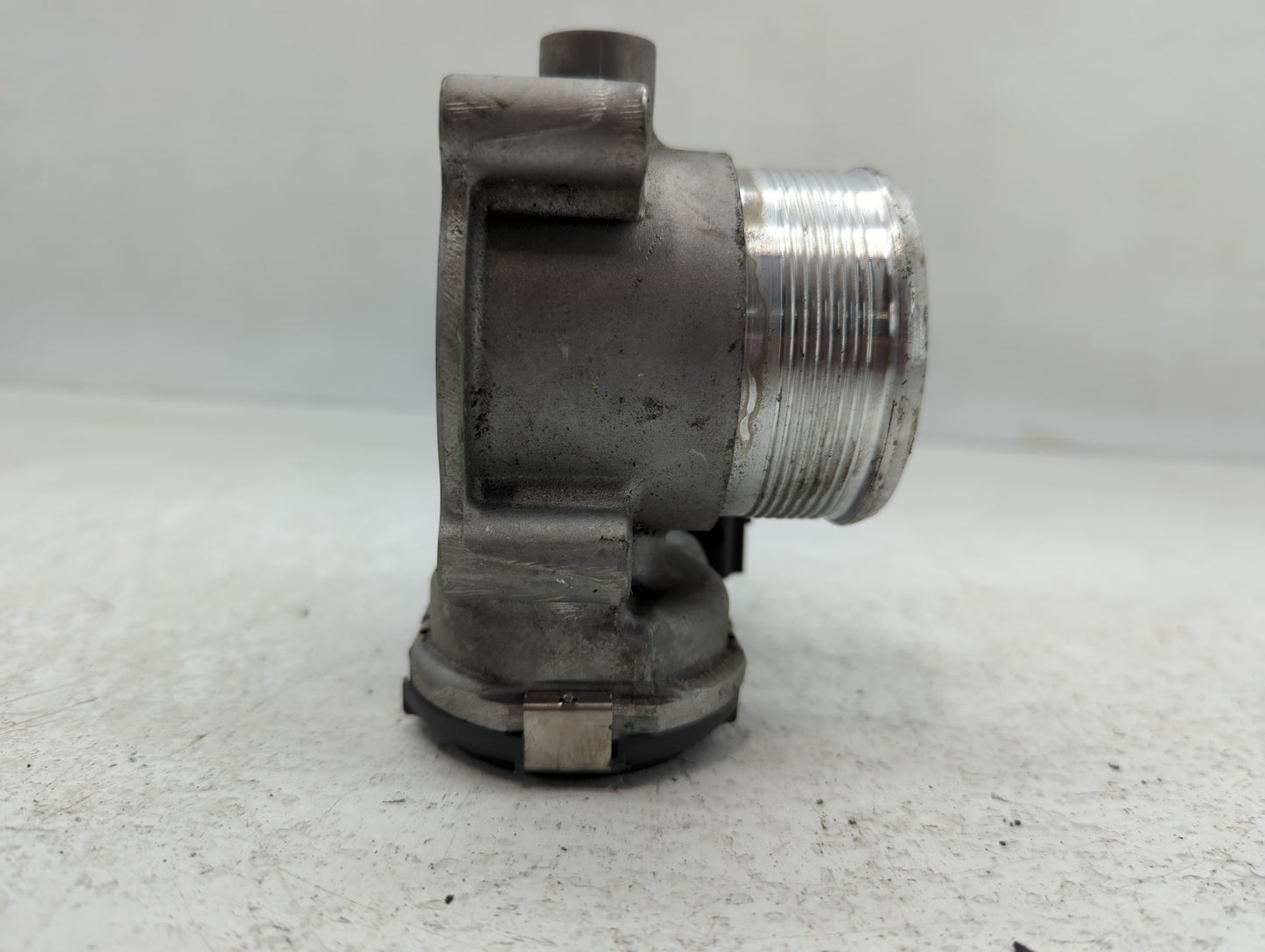 2014-2017 Volkswagen Jetta Throttle Body P/N:0 280 750 590 06K 133 062E Fits Fits 2014 2015 2016 2017 OEM Used Auto Parts - 