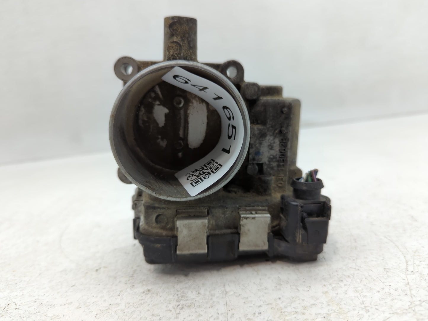 2013-2018 Volkswagen Jetta Throttle Body P/N:F 33062B Fits Fits 2013 2014 2015 2016 2017 2018 OEM Used Auto Parts - Oemuseda