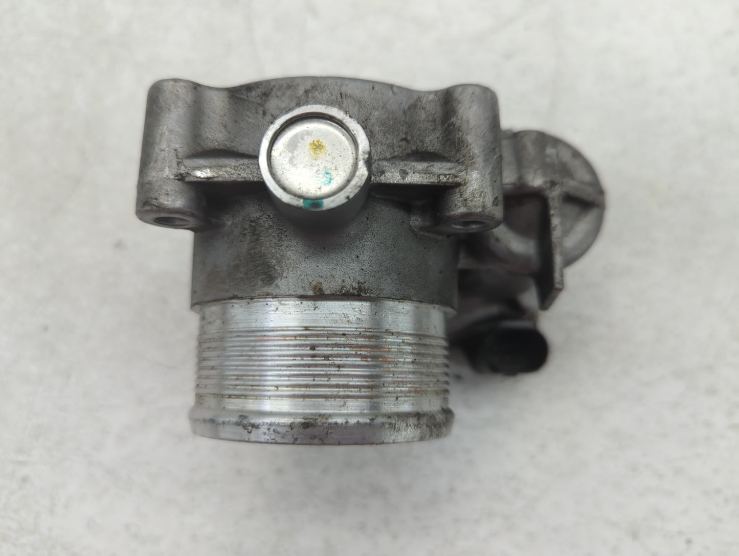 2014-2017 Volkswagen Jetta Throttle Body P/N:06K 133 062 E Fits Fits 2014 2015 2016 2017 OEM Used Auto Parts - Oemusedautopa