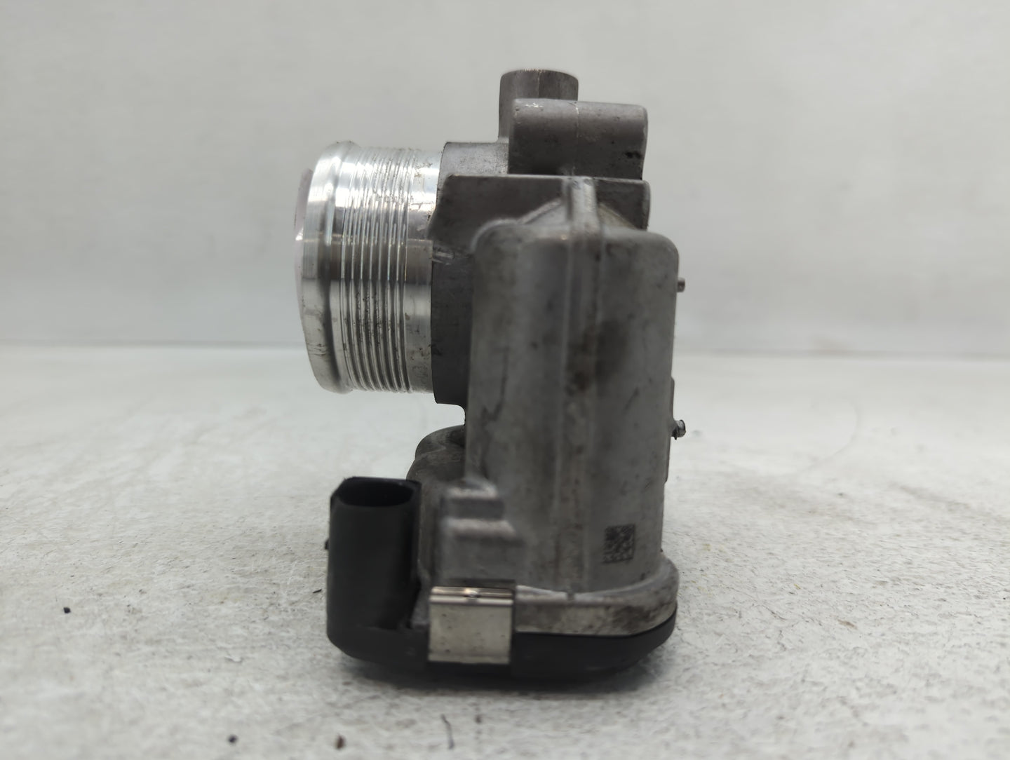 2014-2017 Volkswagen Jetta Throttle Body P/N:0 280 750 590 Fits Fits 2014 2015 2016 2017 OEM Used Auto Parts - Oemusedautopa