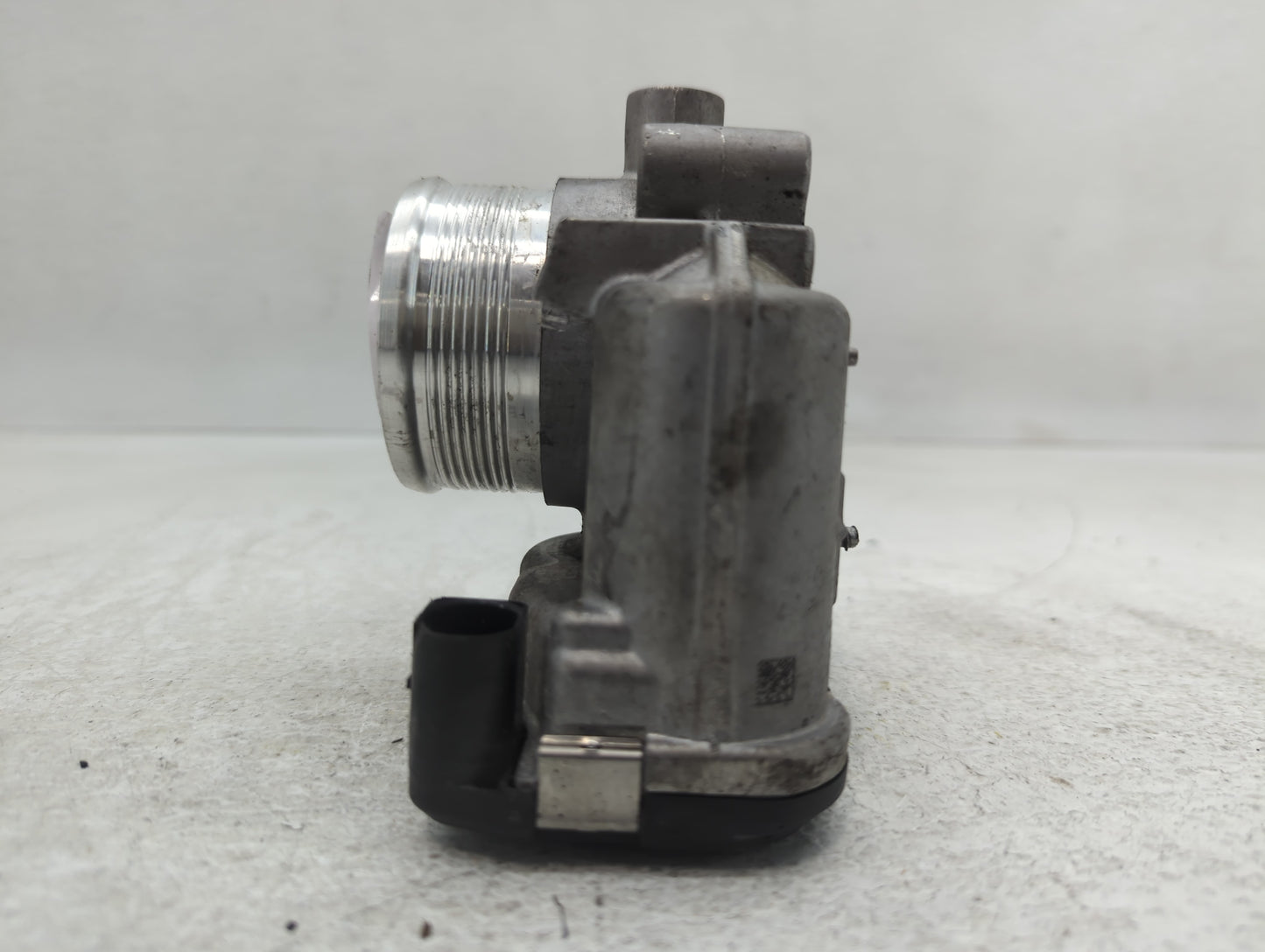 2014-2017 Volkswagen Jetta Throttle Body P/N:0 280 750 590 Fits Fits 2014 2015 2016 2017 OEM Used Auto Parts - Oemusedautopa
