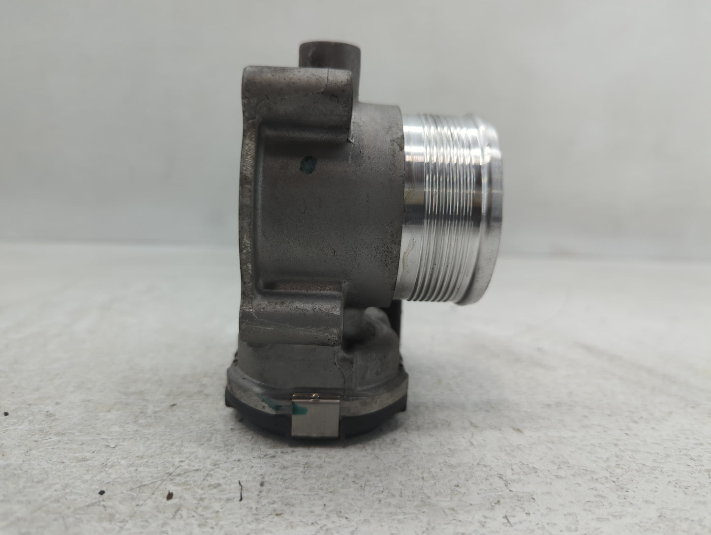 2014-2017 Volkswagen Jetta Throttle Body P/N:0 280 750 590 Fits Fits 2014 2015 2016 2017 OEM Used Auto Parts - Oemusedautopa