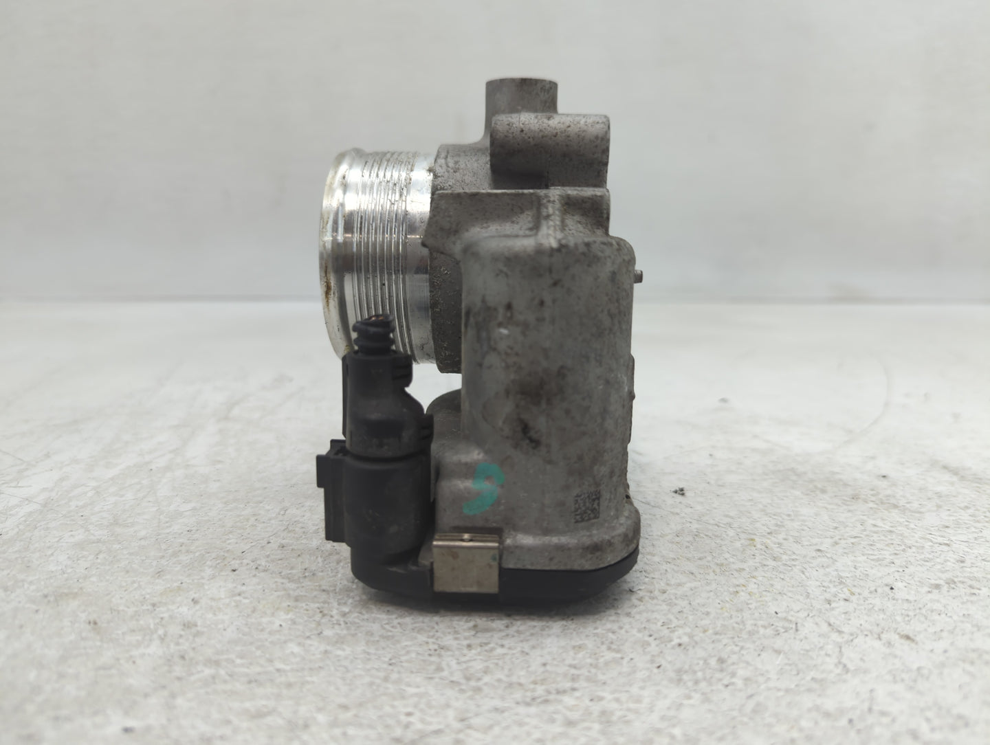 2014-2017 Volkswagen Jetta Throttle Body P/N:06K 133 062 D 06K 133 062 E Fits Fits 2014 2015 2016 2017 OEM Used Auto Parts -