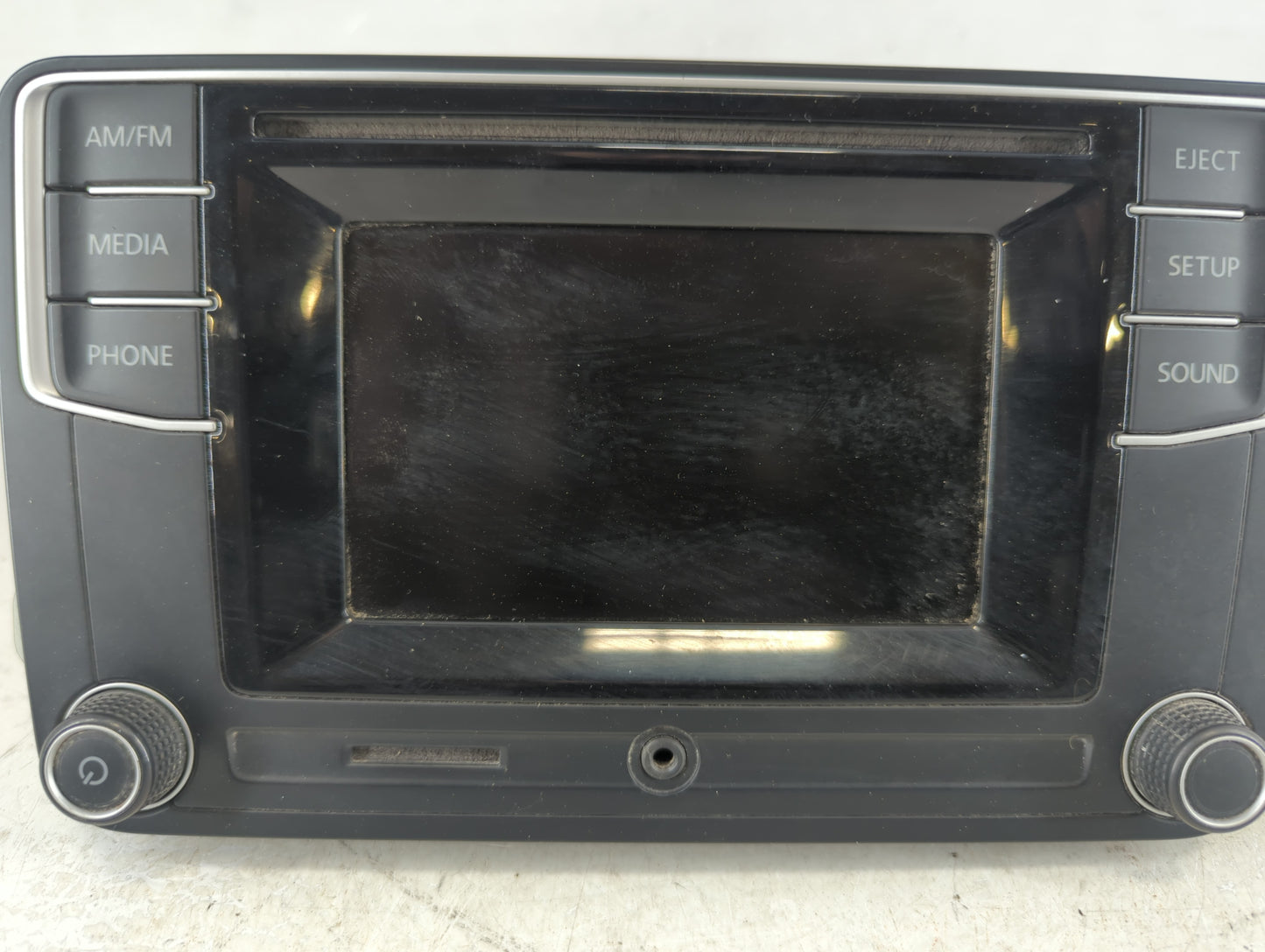 2016-2017 Volkswagen Jetta Am Fm Cd Player Radio Receiver - Oemusedautoparts1.com