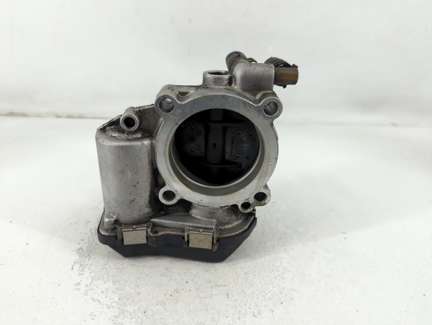 2011-2016 Volkswagen Jetta Throttle Body P/N:A2C85018300 06G 133 062 M Fits Fits 2011 2012 2013 2014 2015 2016 OEM Used Auto