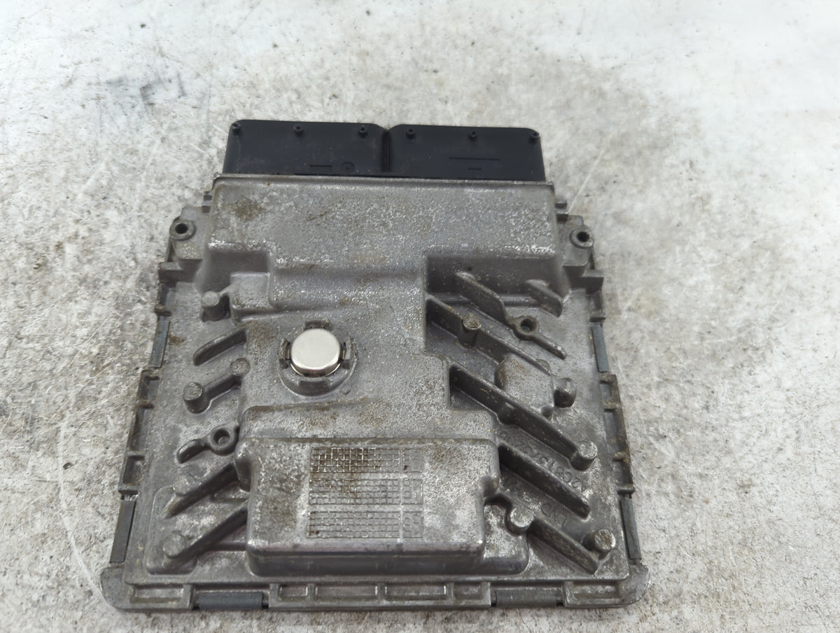 2016 Volkswagen Jetta Gli PCM Engine Control Computer ECU ECM PCU OEM P/N:06K907425C A2C85200400AAAB01 Fits 2015 2017 OEM Us