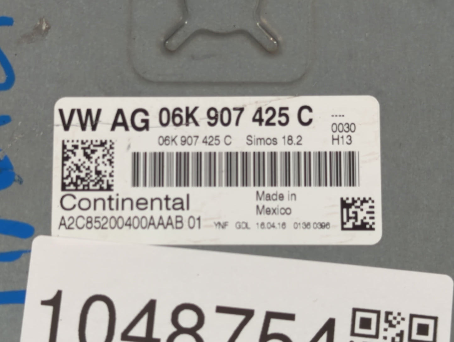 2016 Volkswagen Passat PCM Engine Control Computer ECU ECM PCU OEM P/N:06K 907 425 C Fits OEM Used Auto Parts - Oemusedautop