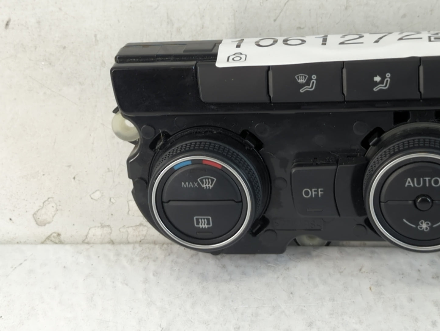 2016-2018 Volkswagen Passat Climate Control Module Temperature AC/Heater Replacement P/N:561 907 044 AN Fits Fits 2016 2017 