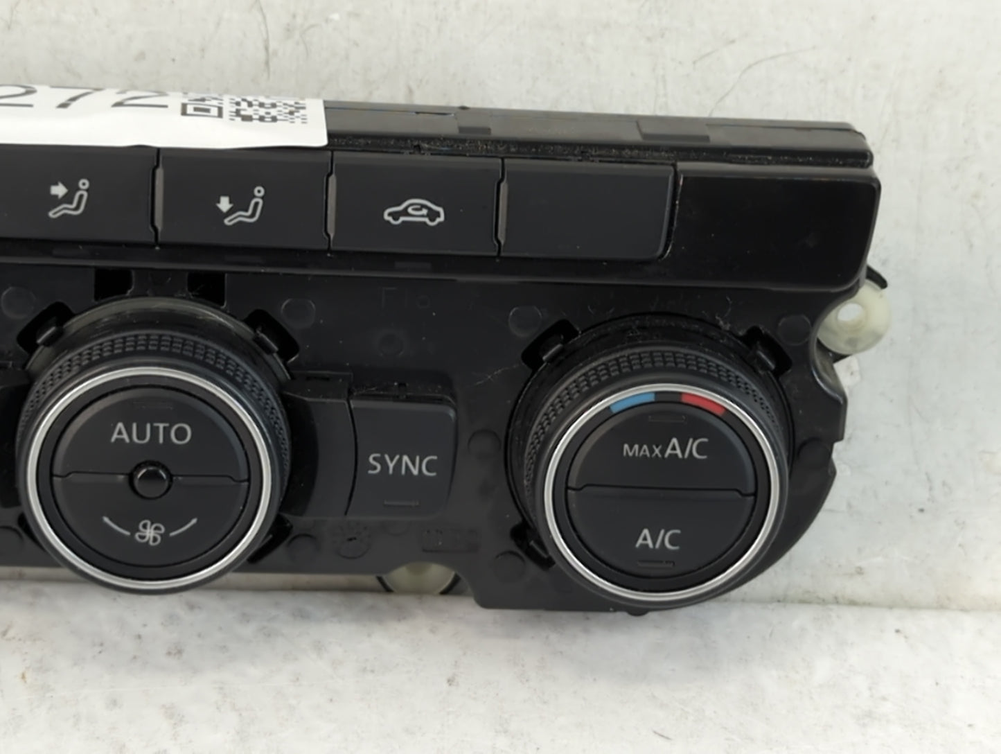 2016-2018 Volkswagen Passat Climate Control Module Temperature AC/Heater Replacement P/N:561 907 044 AN Fits Fits 2016 2017 