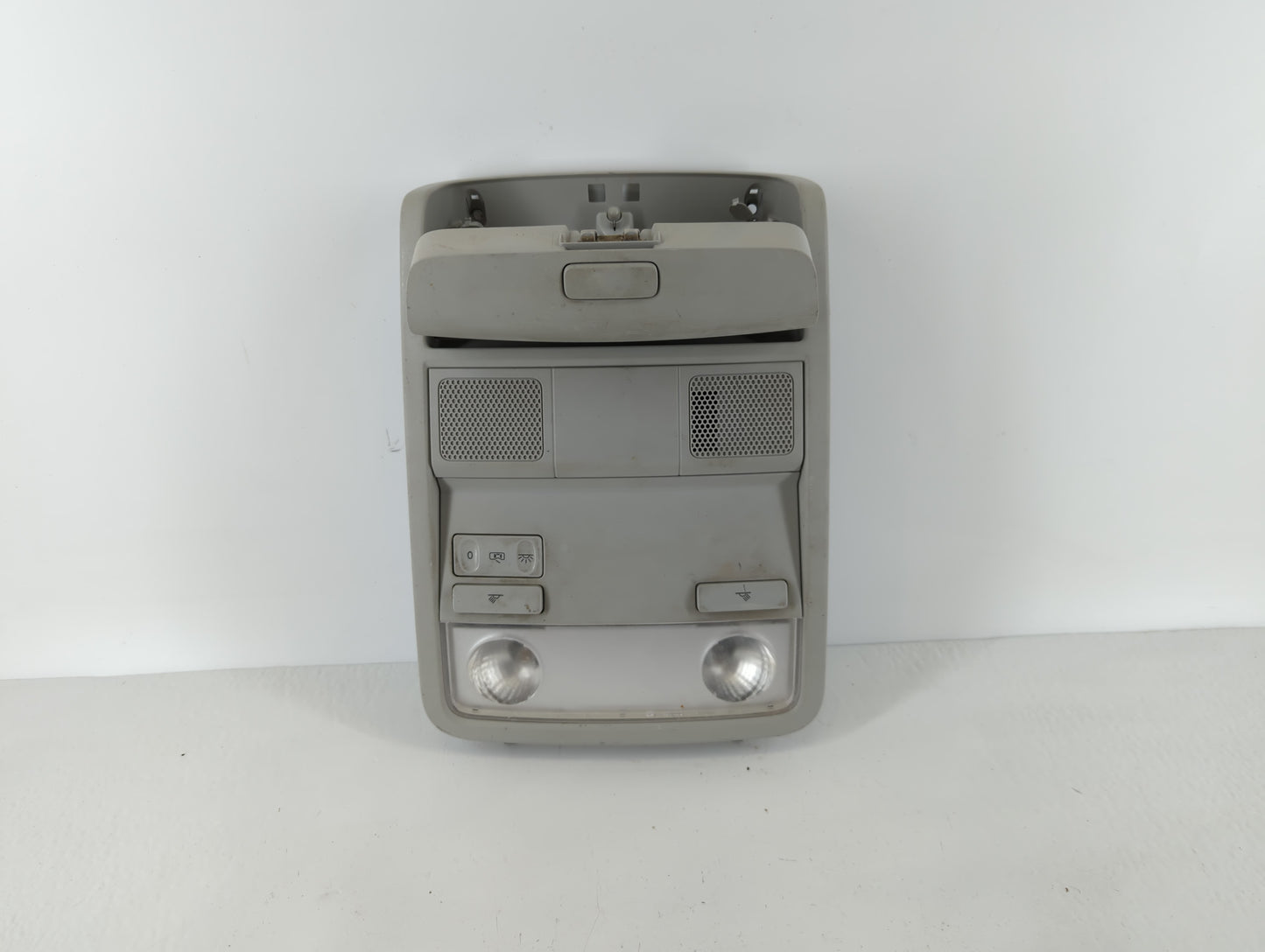 2016-2020 Volkswagen Passat Overhead Roof Console - Oemusedautoparts1.com